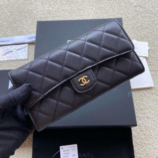 Chanel wallet (PC)